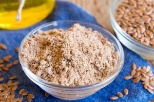 7 Reasons To Eat More Flaxseed Ground_Flaxseed_Versus_Whole_Greenmedinfo-300X200